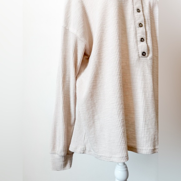 Cream Long Sleeve Quarter Button Up - Picture 4 of 5